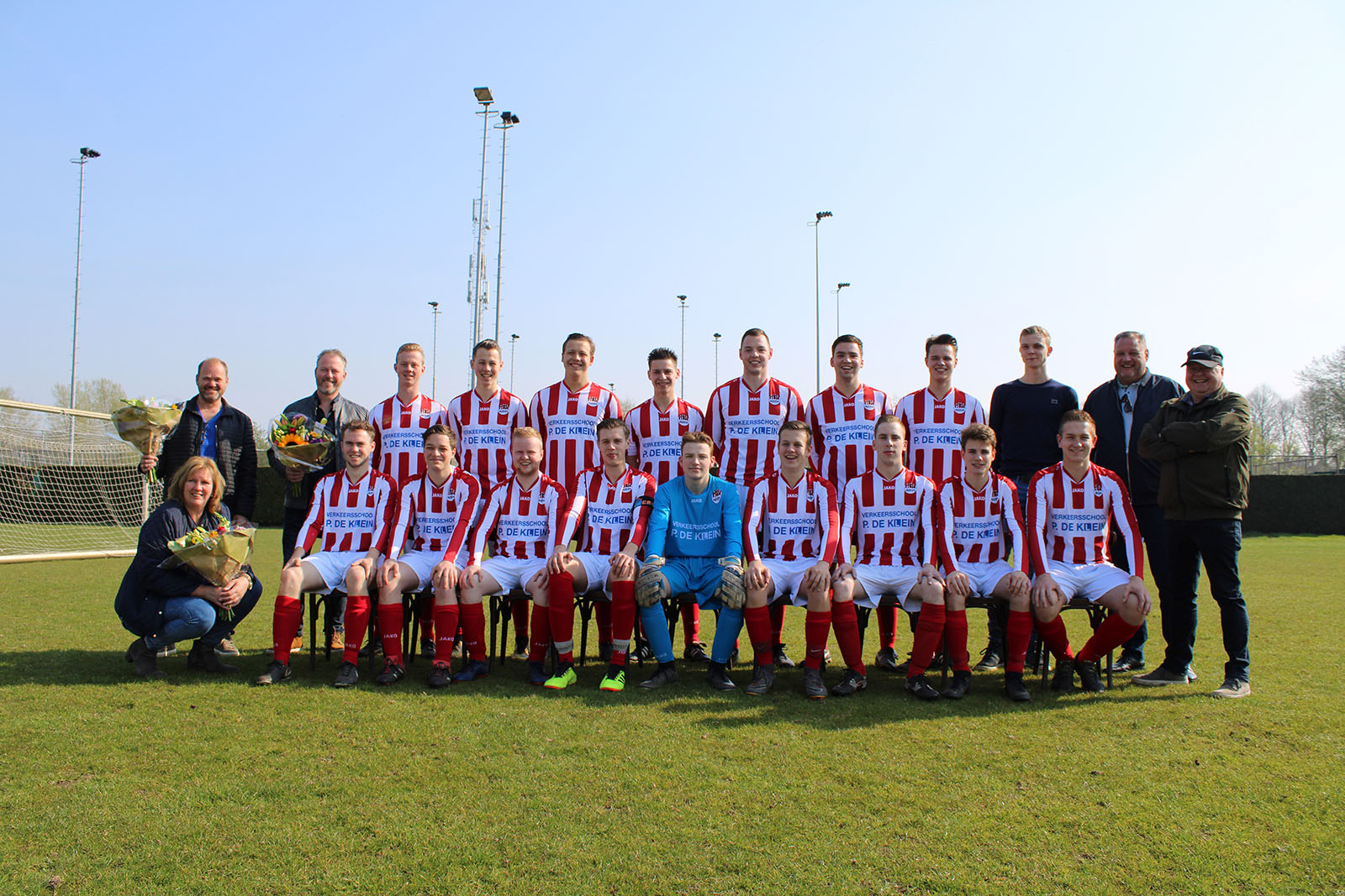 Nooit Gedacht 8 in het nieuw door drie sponsors