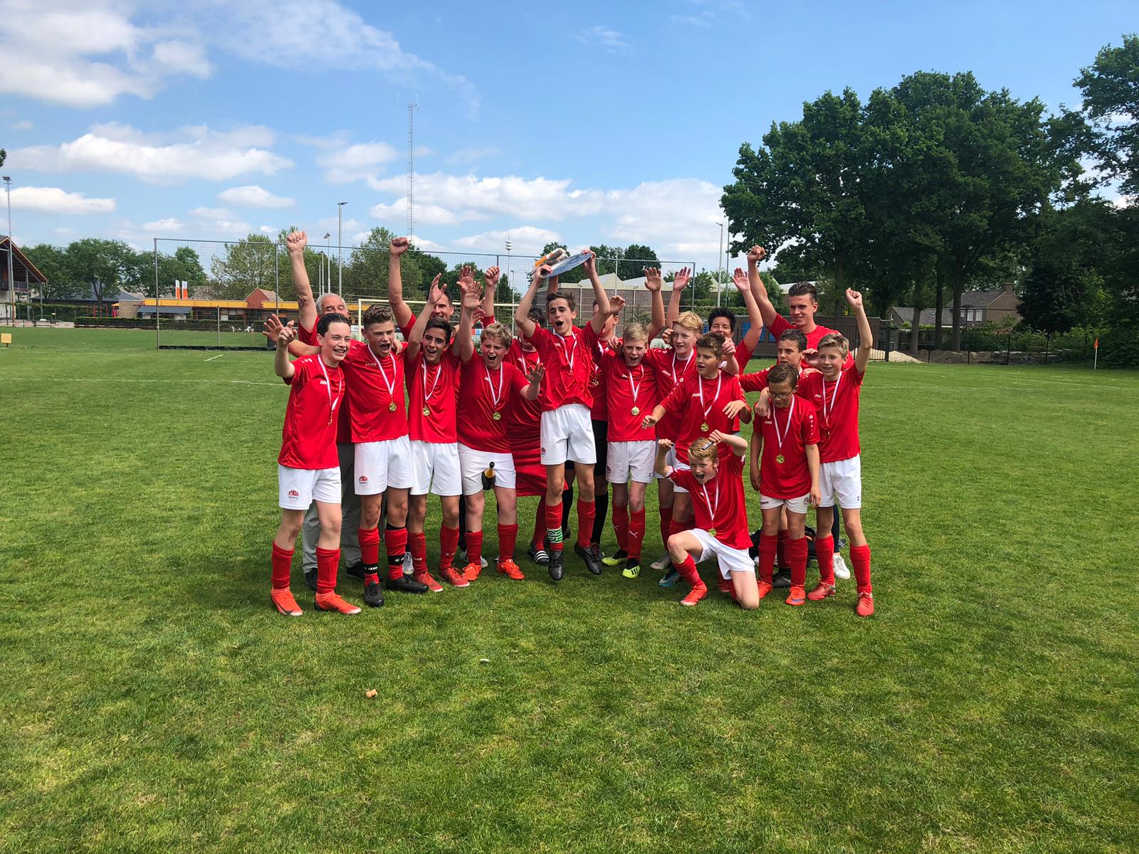 JO15-3 kampioen!