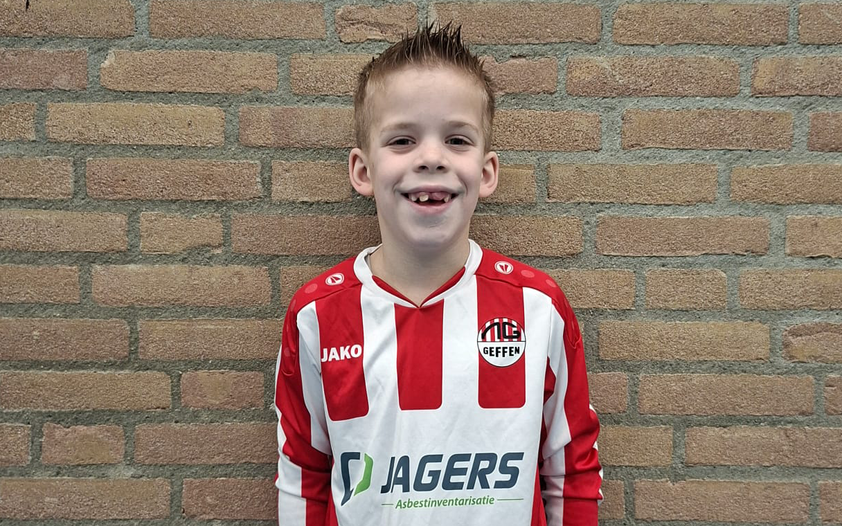 Uit de kleedkamer - Jelle van Erp (JO8-1): ‘Ze noemen ons ook wel de drie musketiers’