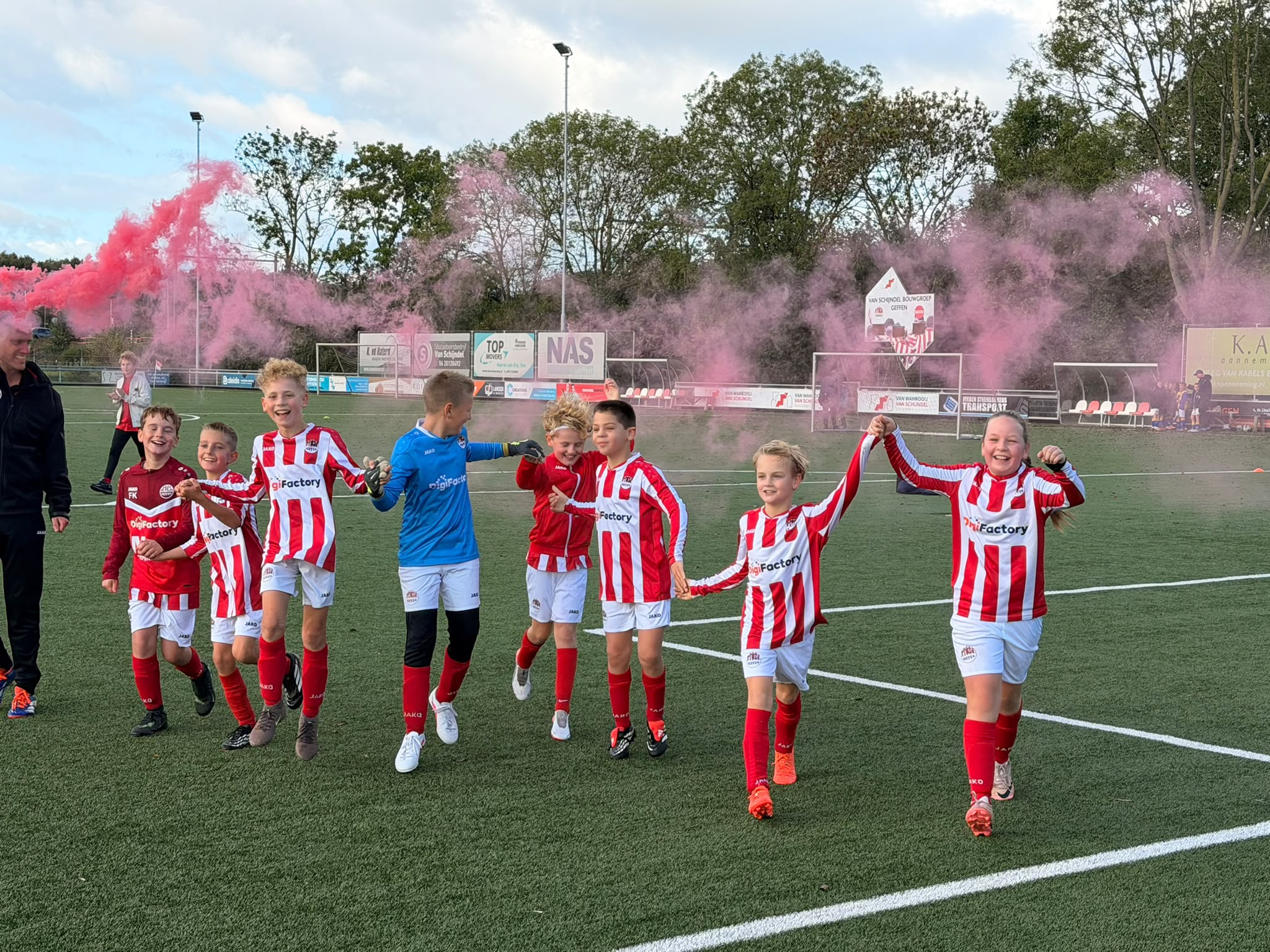 O10-2 in rechte lijn naar kampioenschap