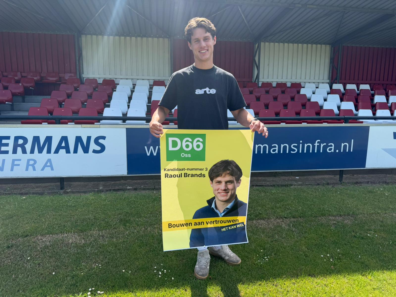 Raoul Brands verruilt Nooit Gedacht 1 voor D66, maar zaterdag 2 krijgt er een raadslid bij